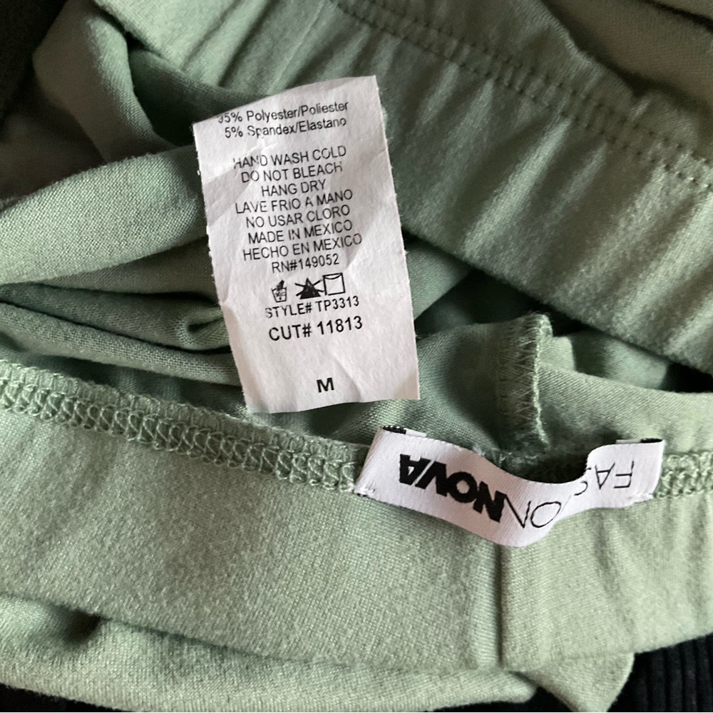 Pants - Picture 4 of 4
